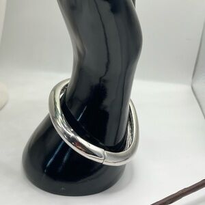 🌙 C524 - Fashion Jewelry Bangle Bracelet